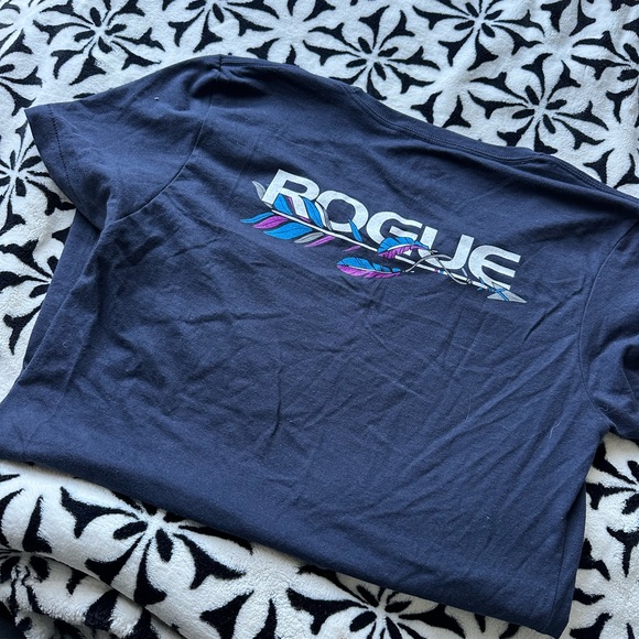 Rogue tee shirt - XL fits like a Small - Picture 4 of 4